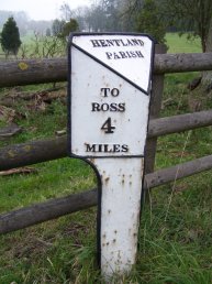 Hentland Parish mile marker - 4 mile to Ross
