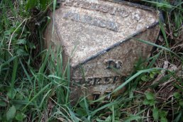 Peterstow Parish mile marker - 11 miles to Hereford