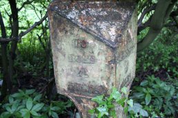 Ledbury Mile Marker left