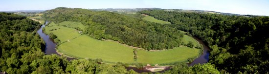 The view from Symonds Yat rock (24-5-09)