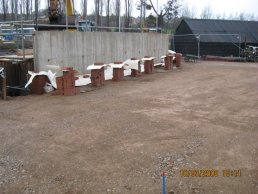 The Broadmeadows Bridge parapet (10-03-08)