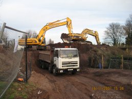 The excavations on the embankment (16-11-07)