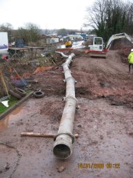 Pipes being installed (18-01-08)