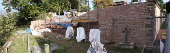 The building of the retaining wall (18-10-09)