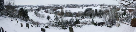 The Wye in early January (06-01-10)