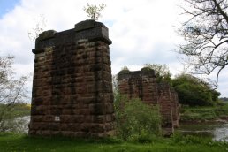 Backney Bridge piers right (9-5-10)