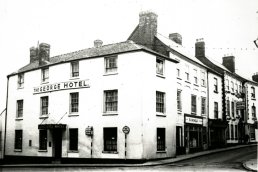 The George Hotel