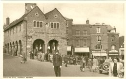 A postcard view Ross on Wye