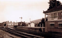 The Monmouth Train arriving at Ross