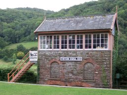 Tintern Signal Box (20-8-06)