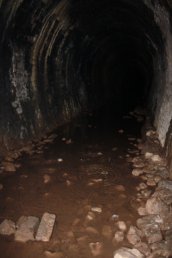 Inside Coppet Tunnel seen from the south end (03-01-2011)