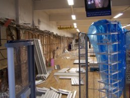 The inside of Woolworths (01-01-2009)