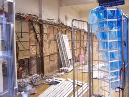 Woolworths internal wall (01-01-2009)