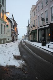 Snow at the top of High Street
