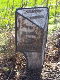 Weston-under-Penyard (Weston Parish) mile marker - 2 miles to Ross
