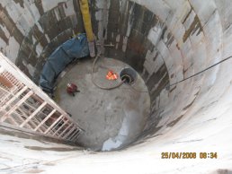 The completed bottom of the falling shaft (25-04-08)
