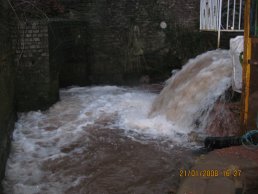 The high water at the sluice (21-01-08)