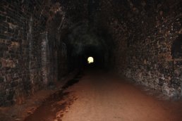 Inside Ballingham Tunnel looking north (09-04-12)