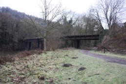 The west side of the Welsh Bicknor Bridge (03-01-2011)