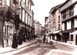 The High Street Ross-on-Wye in 1915