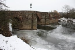 Hidden ice on the lower side of Wilton Bridge